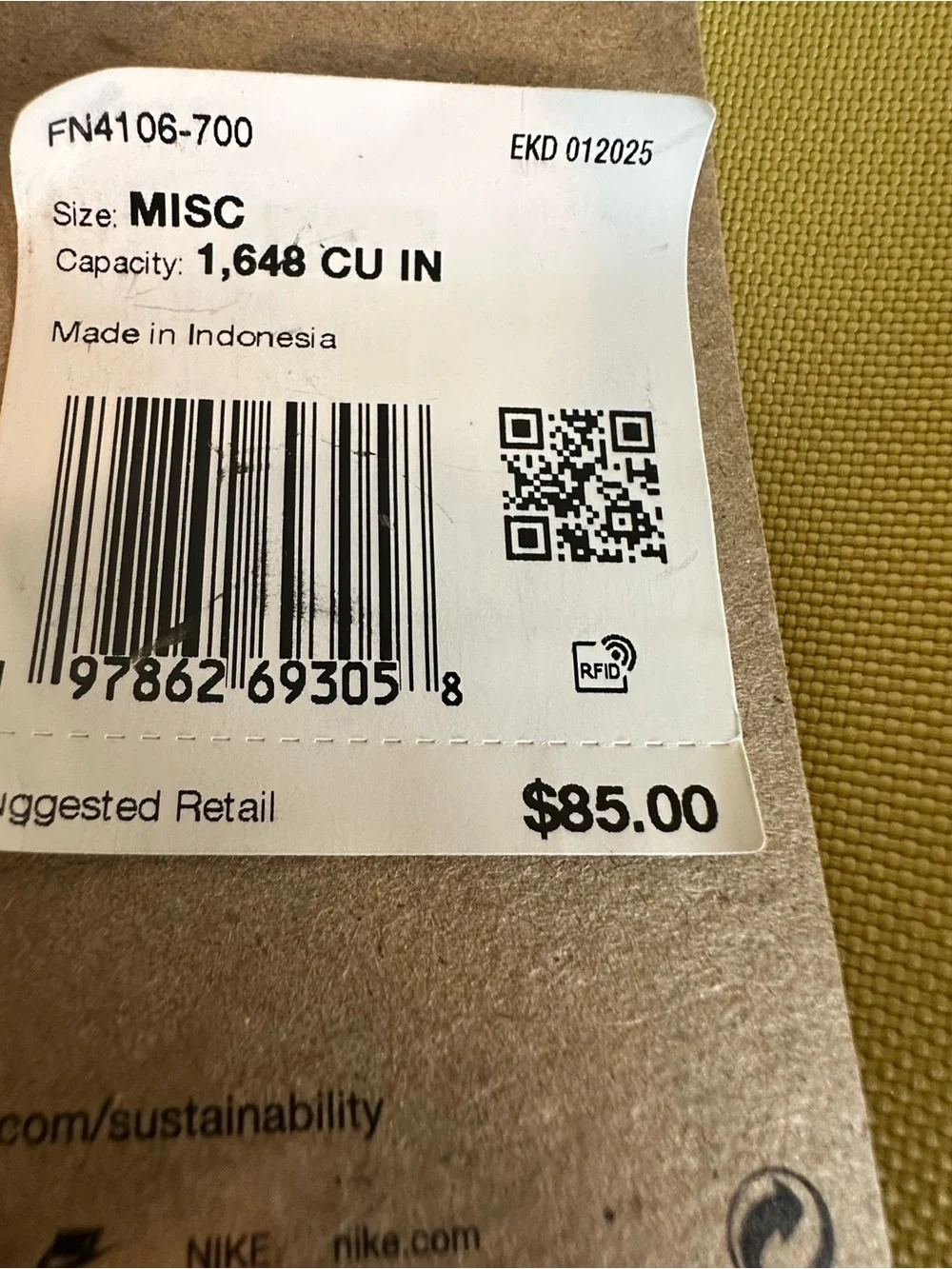 Nike Utility Speed Backpack 27L Saturn Gold Ochre Laptop Bag N